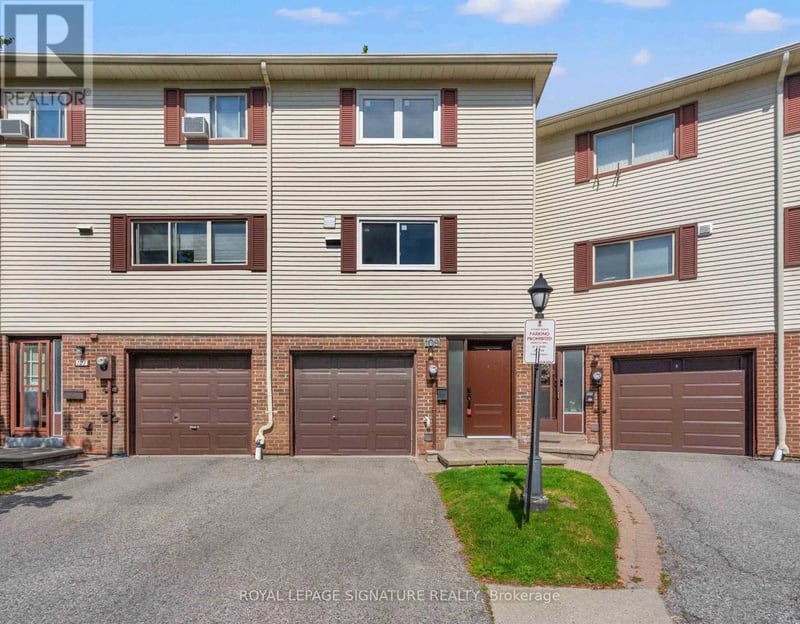 #62 109 Jenny Wren Way, Toronto (Hillcrest Village), Ontario, M2H2Z1, Toronto (Hillcrest Village), Ontario — photo 1 of 5
