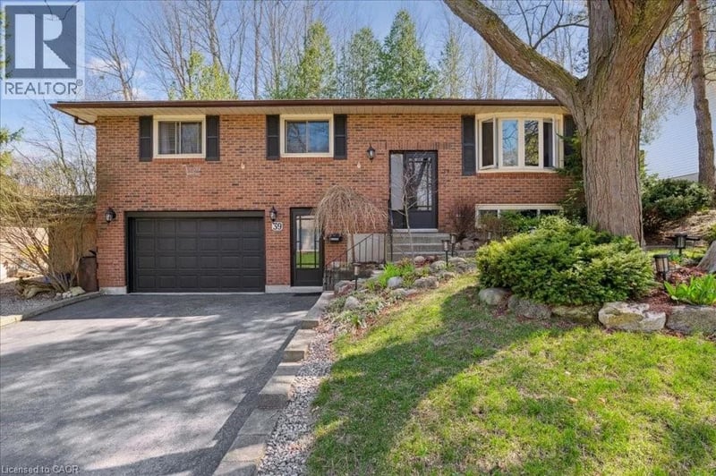39 GORDON Street, Cambridge, Ontario, N1S4K7, Cambridge, Ontario — photo 1 of 5
