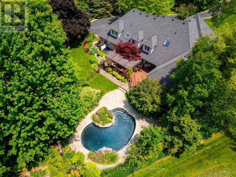 27 Blackberry Place, Hamilton (Carlisle), Ontario, L0R1H2, Hamilton (Carlisle), Ontario — photo 1 of 5