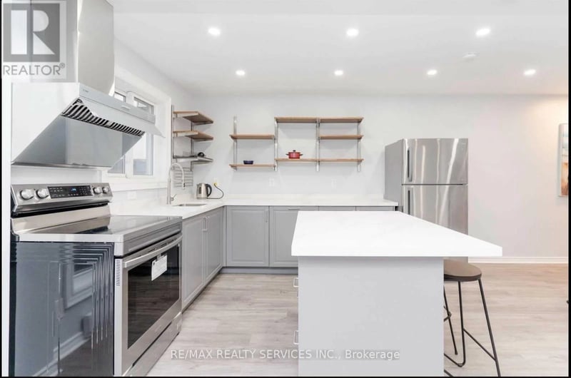#137 1100 Oxford Street, Oshawa (Lakeview), Ontario, L1J6G4, Oshawa (Lakeview), Ontario — photo 1 of 5