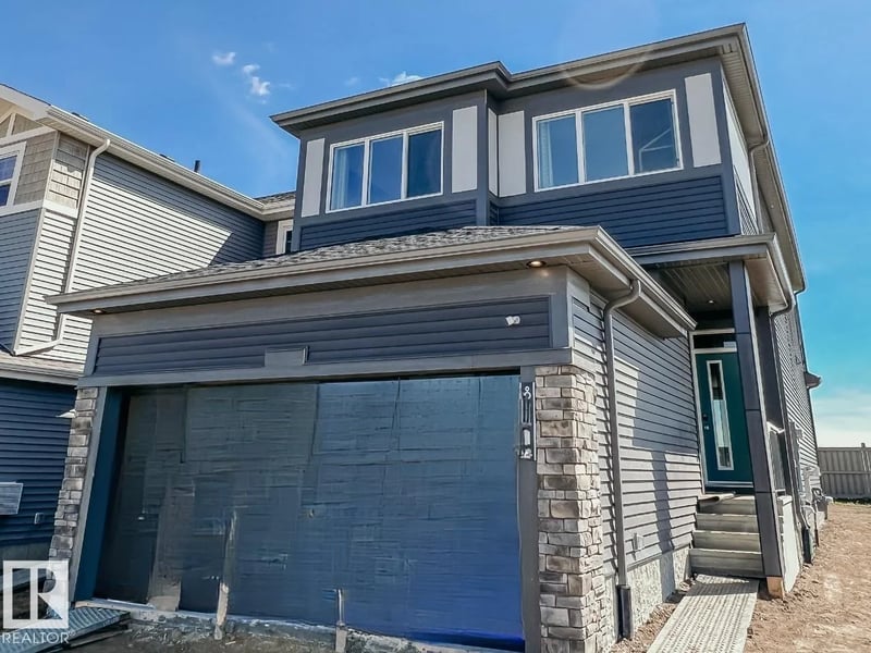 8331 224 ST NW, Edmonton, Alberta, T5T7L3, Edmonton, Alberta — photo 1 of 5
