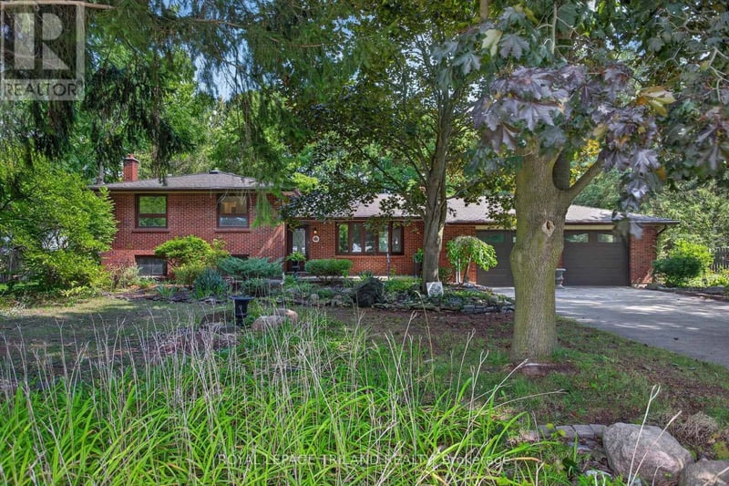 115 Springer Street, Middlesex Centre (Komoka), Ontario, N0L1R0, Middlesex Centre (Komoka), Ontario — photo 1 of 5