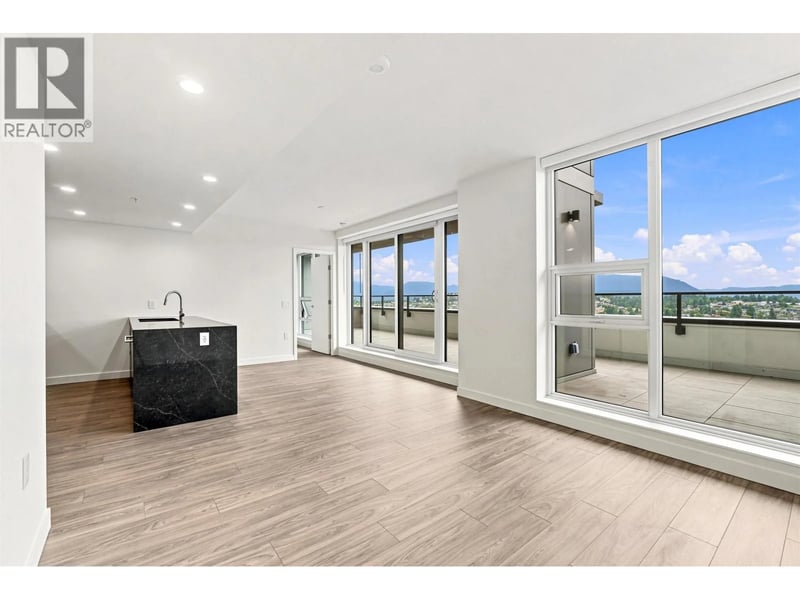 #3302 2135 SPRINGER Avenue, Burnaby, British Columbia, V5B0C1, Burnaby, British Columbia — photo 1 of 5