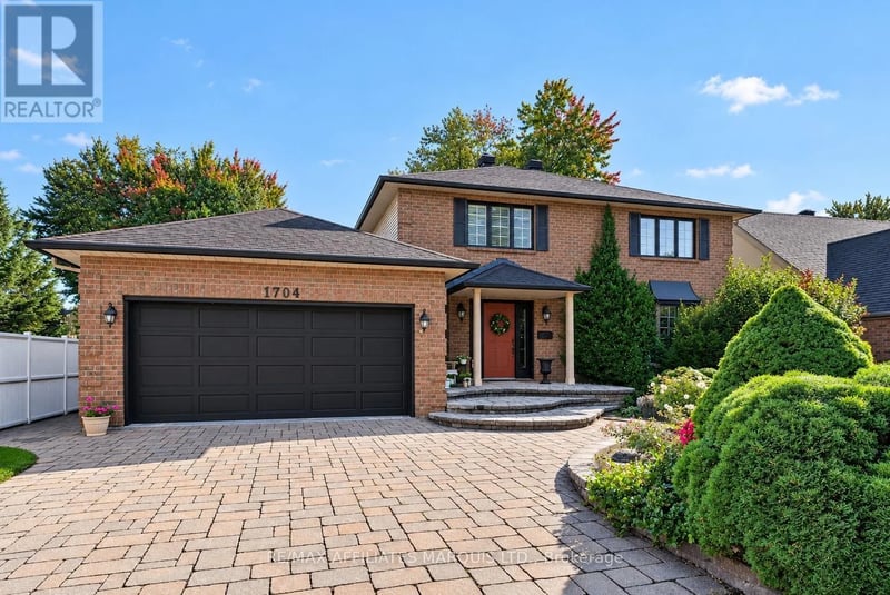 1704 Blakely Drive, Cornwall, Ontario, K6J5L3, Cornwall, Ontario — photo 1 of 5