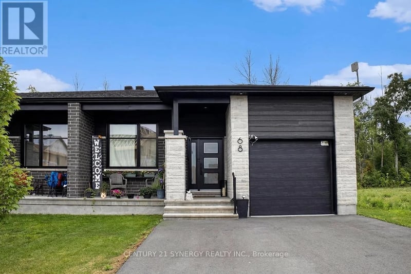68 Villeneuve Street, North Stormont, Ontario, K0C1W0, North Stormont, Ontario — photo 1 of 5