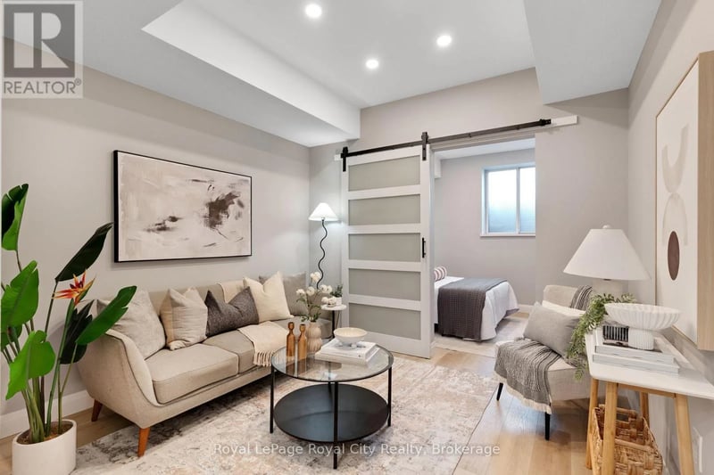 #B2 105 Bagot Street, Guelph (Junction/Onward Willow), Ontario, N1H8H4, Guelph (Junction/Onward Willow), Ontario — photo 1 of 5