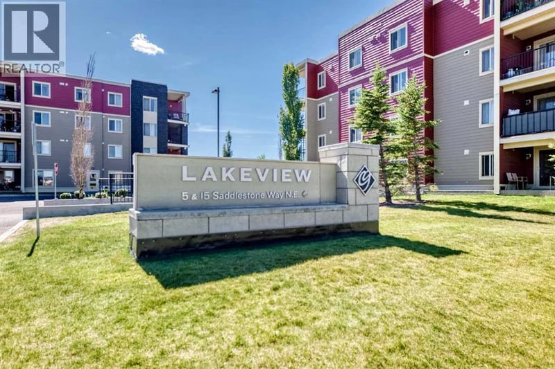 15 Saddlestone Way Northeast, Calgary, Alberta, T3J0S3, Calgary, Alberta — photo 1 of 5