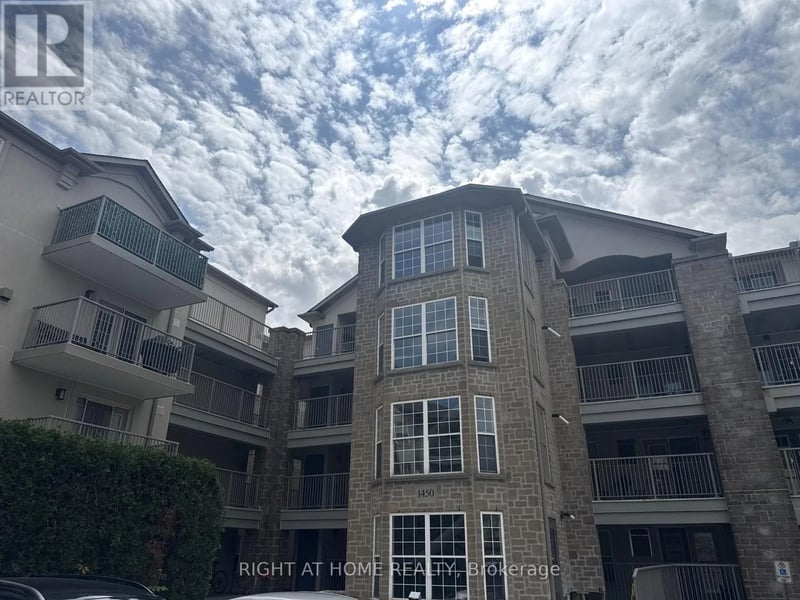 #113 1450 Bishops Gate, Oakville (GA Glen Abbey), Ontario, L6M4N1, Oakville (GA Glen Abbey), Ontario — photo 1 of 5