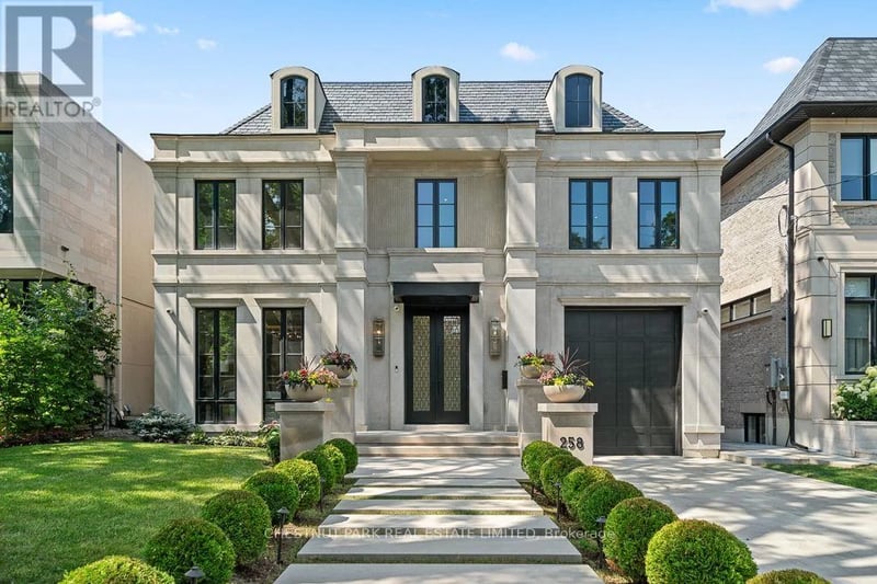 258 Cortleigh Boulevard, Toronto (Lawrence Park South), Ontario, M5N1P7, Toronto (Lawrence Park South), Ontario — photo 1 of 5