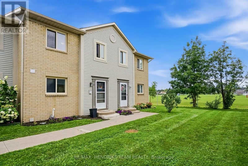 #44 65 Dorchester Boulevard, St. Catharines (Carlton/Bunting), Ontario, L2M7T7, St. Catharines (Carlton/Bunting), Ontario — photo 1 of 5