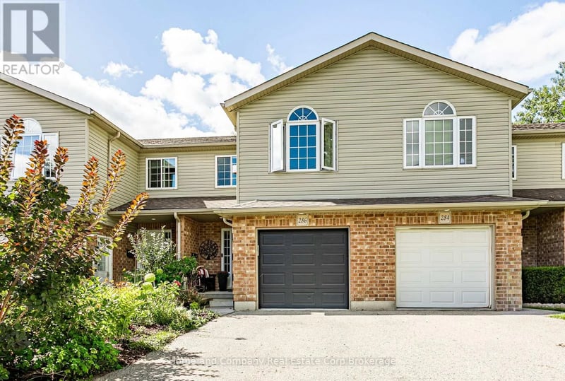 286 Railway Avenue, Stratford, Ontario, N5A2J4, Stratford, Ontario — photo 1 of 5