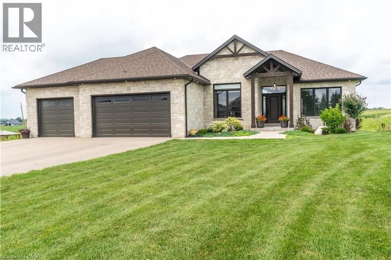 22 HUDSON Drive, Brantford, Ontario, N3T0V6, Brantford, Ontario — photo 1 of 5