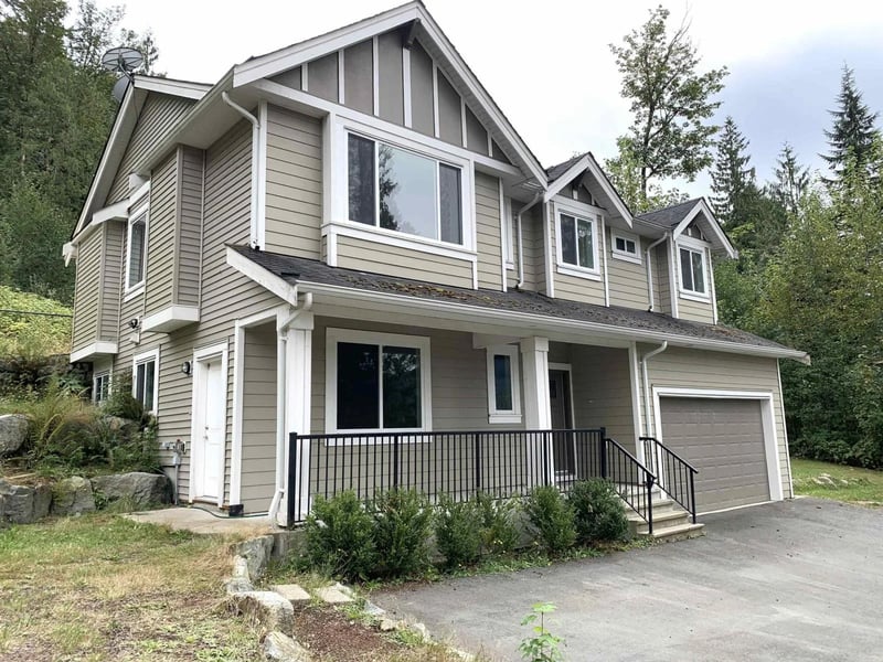 10710 SYLVESTER Road, Mission, British Columbia, V2V4J1, Mission, British Columbia — photo 1 of 5