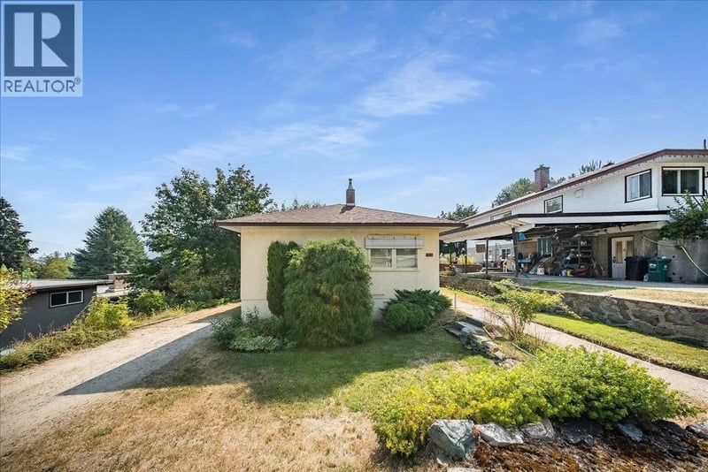 664 Forrest Drive, Warfield, British Columbia, V1R2H6, Warfield, British Columbia — photo 1 of 5