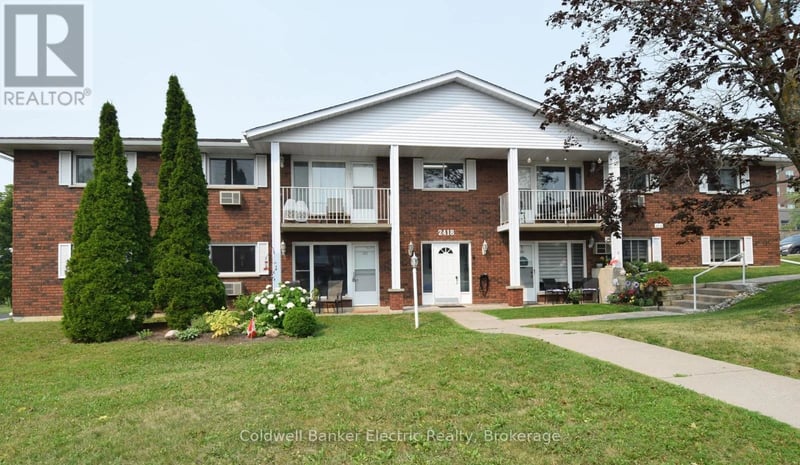 #104 2418 Mountland Drive, Peterborough, Ontario, K9K2E2, Peterborough, Ontario — photo 1 of 5