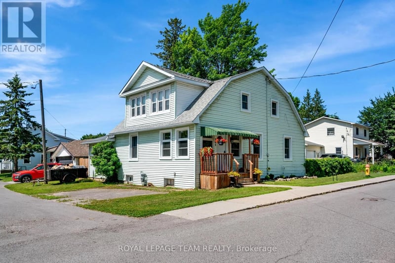 301 Oxford Street East, North Grenville, Ontario, K0G1J0, North Grenville, Ontario — photo 1 of 5