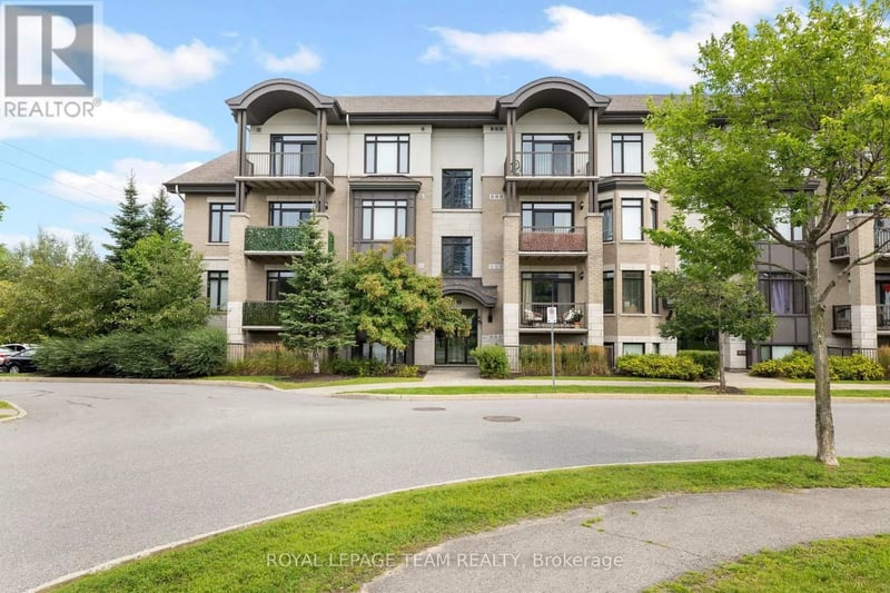 #104 655 Beauparc Private, Ottawa, Ontario, K1J0A2, Ottawa, Ontario — photo 1 of 5