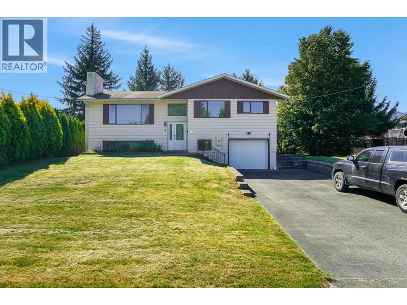 1694 KINGFISHER Avenue, Kitimat, British Columbia, V8C1G1, Kitimat, British Columbia — photo 1 of 5