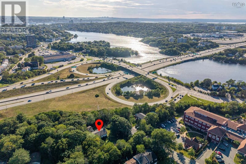 3 Admiral Street, Dartmouth, Nova Scotia, B2X1W3, Dartmouth, Nova Scotia — photo 1 of 5