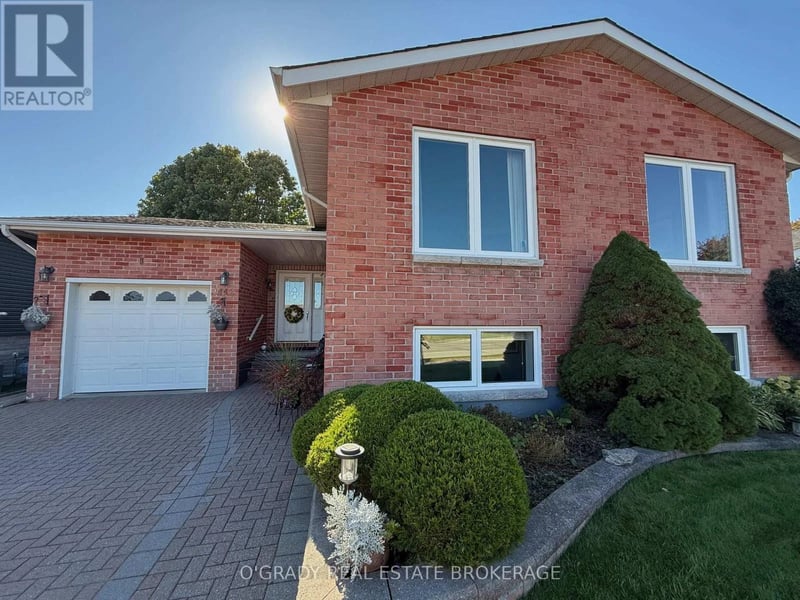 1442 Windsor Drive, Brockville, Ontario, K6V6X6, Brockville, Ontario — photo 1 of 5