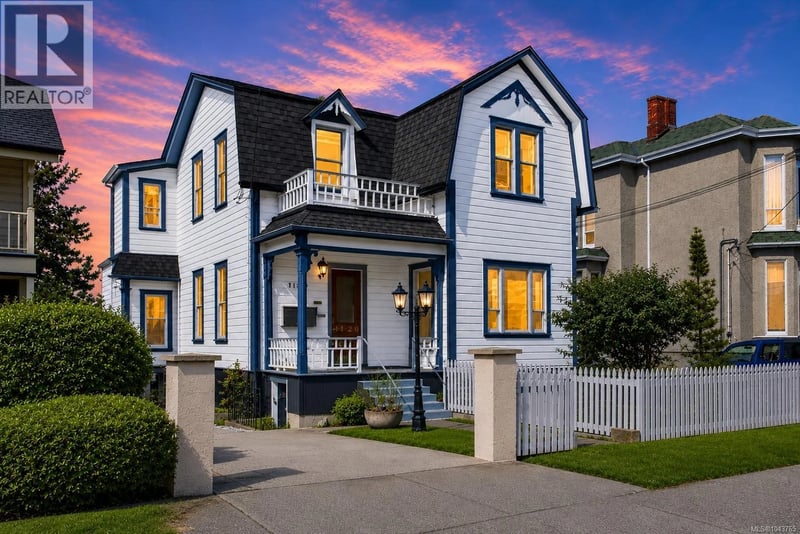 1120 Caledonia Avenue, Victoria, British Columbia, V8T1G1, Victoria, British Columbia — photo 1 of 5