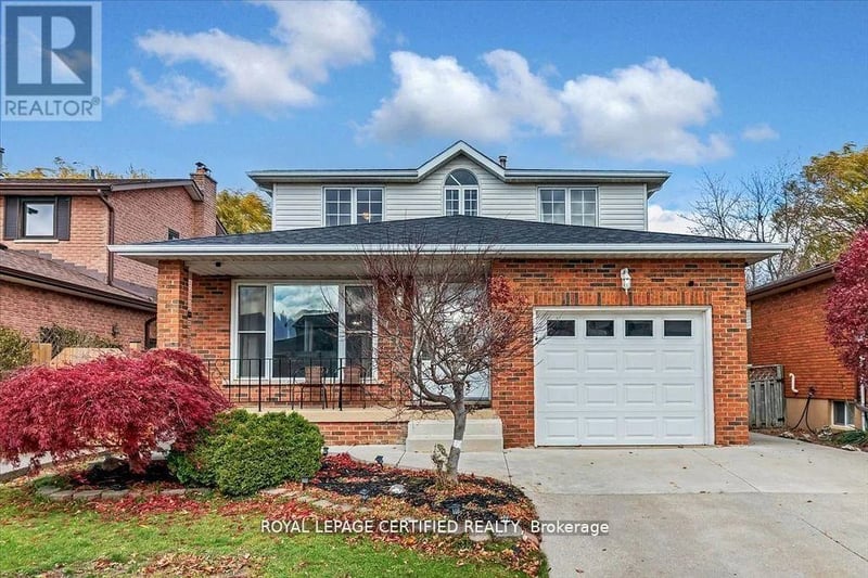 35 Trenholme Crescent, Hamilton (Trenholme), Ontario, L8W2L4, Hamilton (Trenholme), Ontario — photo 1 of 5