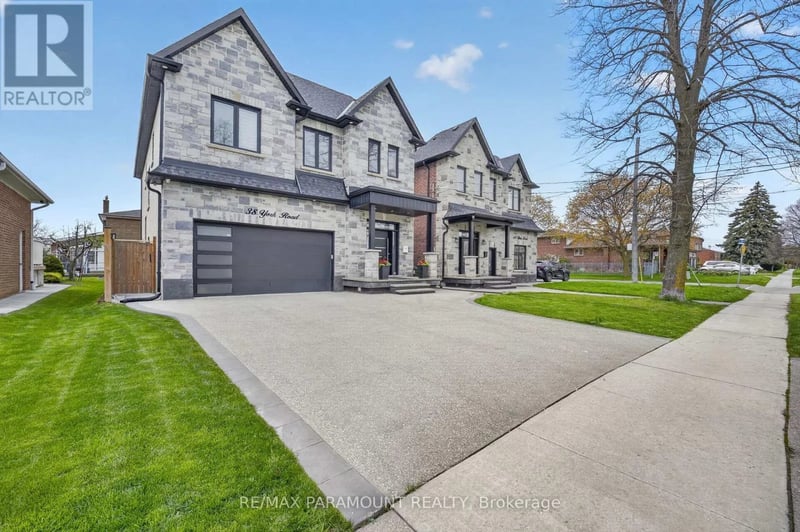 38 York Road, Toronto (Kingsview Village-The Westway), Ontario, M9R3E4, Toronto (Kingsview Village-The Westway), Ontario — photo 1 of 5
