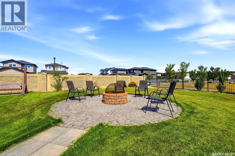 5148 Green CRESCENT, Regina, Saskatchewan, S4V3S9, Regina, Saskatchewan — photo 1 of 5