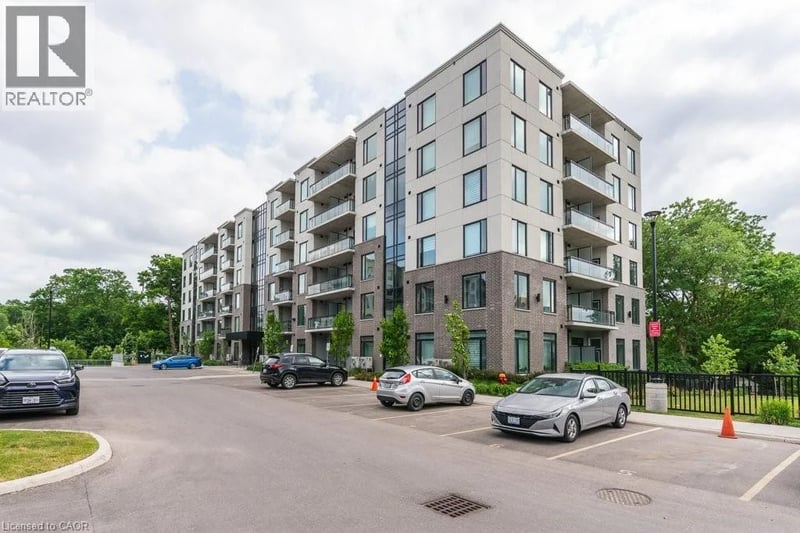 #102 103 ROGER Street, Waterloo, Ontario, N2J0G2, Waterloo, Ontario — photo 1 of 5