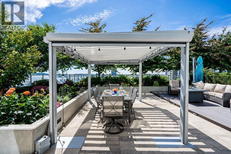 #610 988 QUAYSIDE Drive, New Westminster, British Columbia, V3L0L5, New Westminster, British Columbia — photo 1 of 5