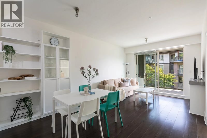 #314 7418 BYRNEPARK Walk, Burnaby, British Columbia, V3N0B3, Burnaby, British Columbia — photo 1 of 5
