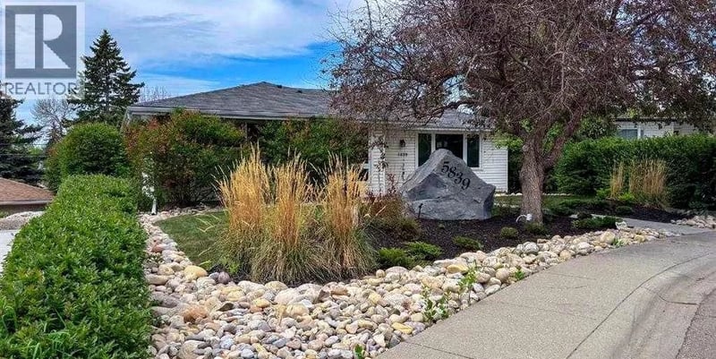 5839 Dalkeith Hill Northwest, Calgary, Alberta, T3A1G5, Calgary, Alberta — photo 1 of 5