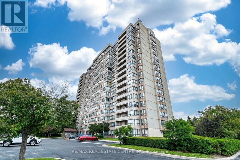 #210 10 Malta Avenue, Brampton (Fletcher's Creek Village), Ontario, L6Y4G6, Brampton (Fletcher's Creek Village), Ontario — photo 1 of 5