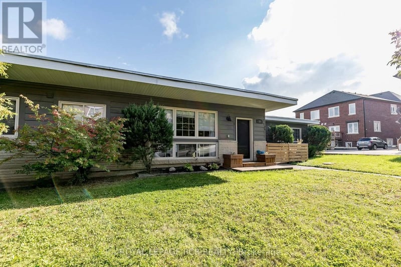 #1 22 Centre Street, Bradford West Gwillimbury (Bradford), Ontario, L3Z2P7, Bradford West Gwillimbury (Bradford), Ontario — photo 1 of 5