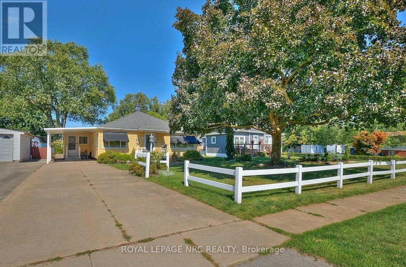 4013 Welland Street, Niagara Falls (Chippawa), Ontario, L2G6J7, Niagara Falls (Chippawa), Ontario — photo 1 of 5