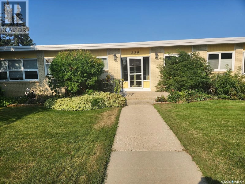 5 320 13th AVENUE NE, Swift Current, Saskatchewan, S9H2V9, Swift Current, Saskatchewan — photo 1 of 5