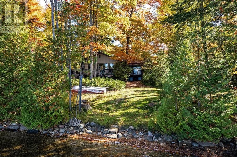 2234A Grindstone Lake Road, Frontenac (Frontenac North), Ontario, K0H2M0, Frontenac (Frontenac North), Ontario — photo 1 of 5