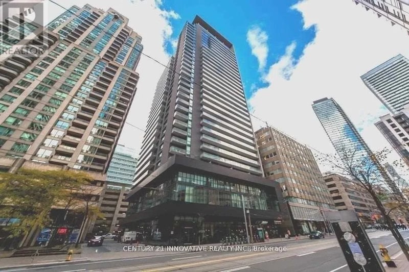 #1610 770 Bay Street, Toronto (Bay Street Corridor), Ontario, M5G1N6, Toronto (Bay Street Corridor), Ontario — photo 1 of 5