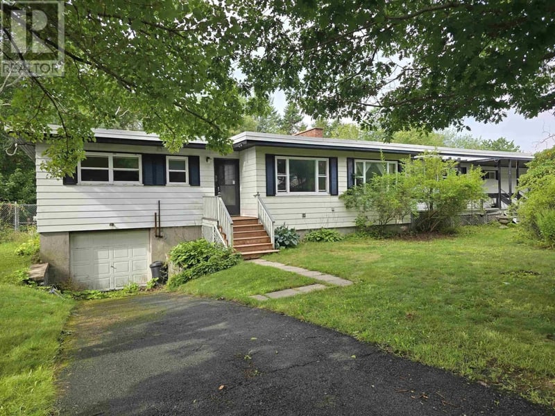 78 Glenwood Avenue, Dartmouth, Nova Scotia, B2Y3G7, Dartmouth, Nova Scotia — photo 1 of 5