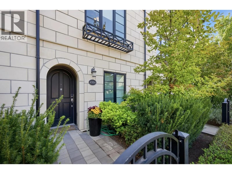 4354 KNIGHT Street, Vancouver, British Columbia, V5N3M5, Vancouver, British Columbia — photo 1 of 5