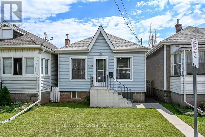 184 London Street North, Hamilton (Crown Point), Ontario, L8H4C2, Hamilton (Crown Point), Ontario — photo 1 of 5