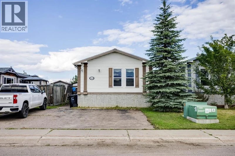 125 Elm Street, Fort McMurray, Alberta, T9K0J9, Fort McMurray, Alberta — photo 1 of 5