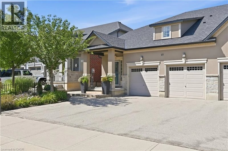 10 KOPPERFIELD Lane, Hamilton, Ontario, L0R1W0, Hamilton, Ontario — photo 1 of 5