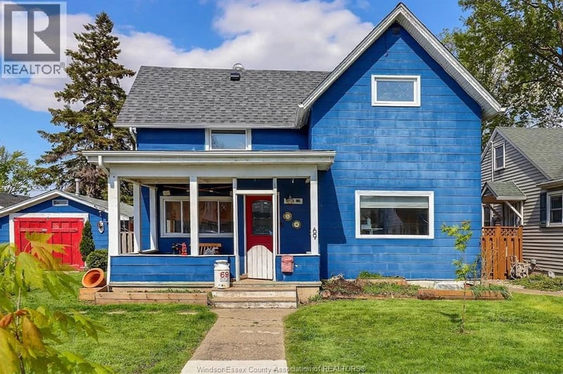 69 IRWIN, Essex, Ontario, N8M2S7, Essex, Ontario — photo 1 of 5