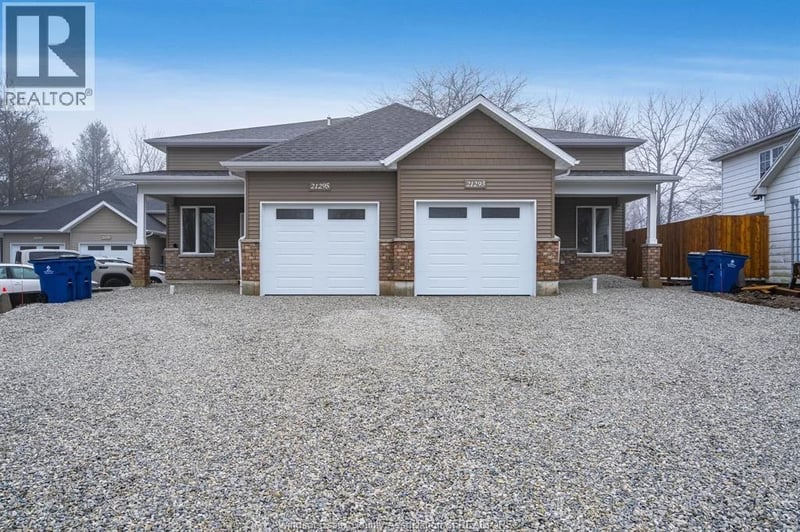 #2 21293 Harbour Road, Wheatley, Ontario, N0P2P0, Wheatley, Ontario — photo 1 of 5