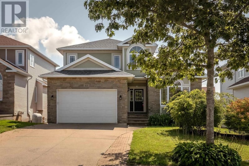 65 Stone Gate Drive, Halifax, Nova Scotia, B3N3J3, Halifax, Nova Scotia — photo 1 of 5
