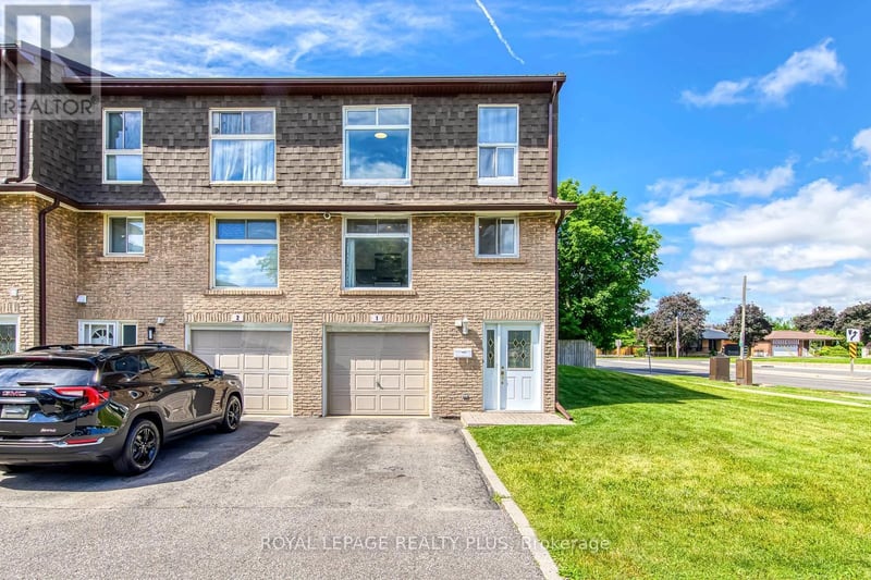 #1 640 RATHBURN Road East, Mississauga (Rathwood), Ontario, L4Z1C6, Mississauga (Rathwood), Ontario — photo 1 of 5
