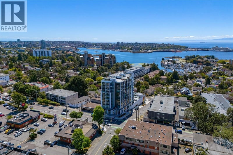 #301 899 Esquimalt Street, Esquimalt, British Columbia, V9A0L7, Esquimalt, British Columbia — photo 1 of 5