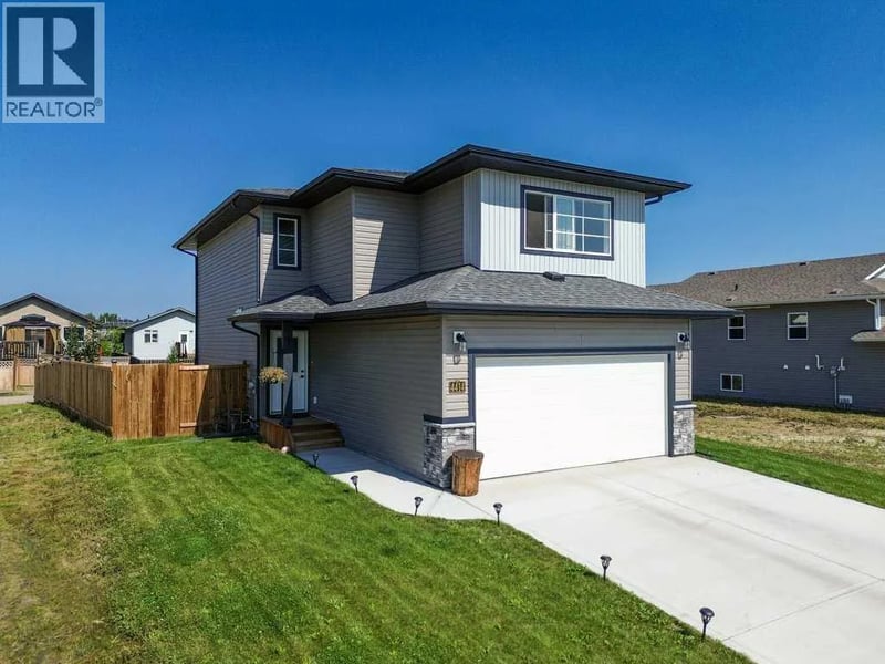 4414 53 Street, Rocky Mountain House, Alberta, T4T0C3, Rocky Mountain House, Alberta — photo 1 of 5