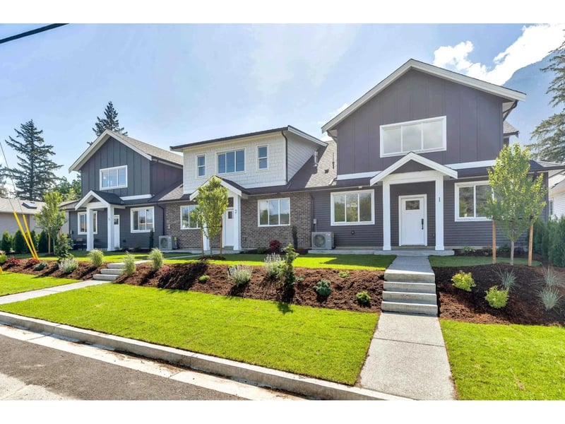 #1 558 PARK Street, Hope, British Columbia, V0X1L0, Hope, British Columbia — photo 1 of 5